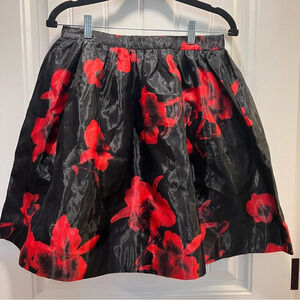 Soloiste Black Mini‎ Skirt with Red Floral Print. Size Medium.